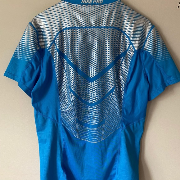 NlKE PRO Mens atlethic shirt - Picture 6 of 8